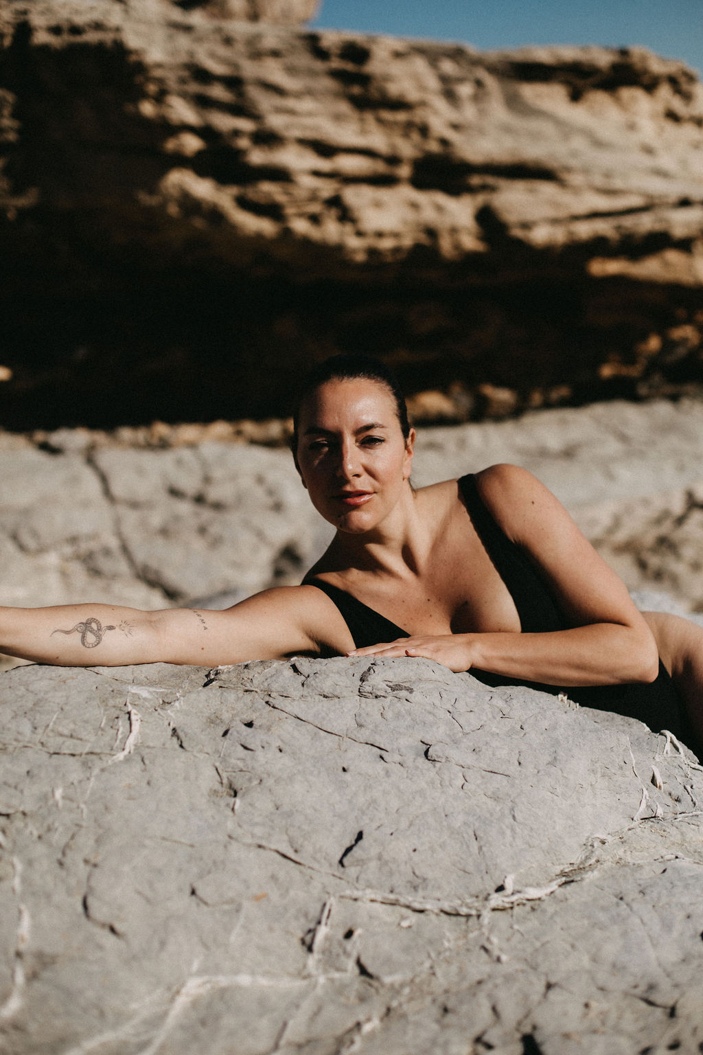 josefine ross_ beach_mallorca_weiblichkeit